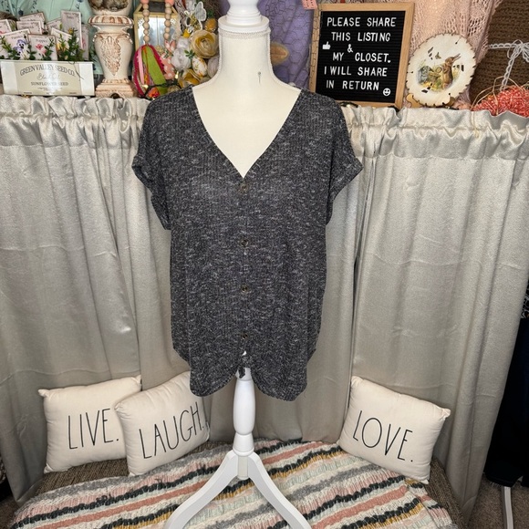 Women's Charcoal Gray Button-Up Top with Tie Detail Size XL - Picture 2 of 11